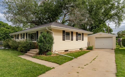 1349 21st St Nw, Rochester, MN, 55901-1590 | Card Image