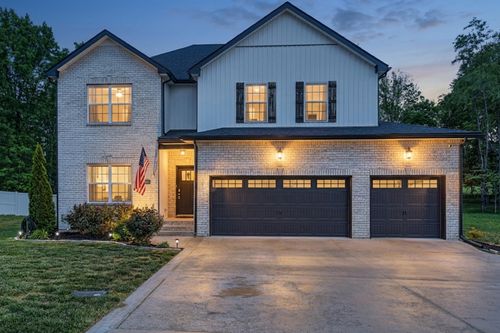 1333 Morning Star Dr, Clarksville, TN, 37042-1988 | Card Image