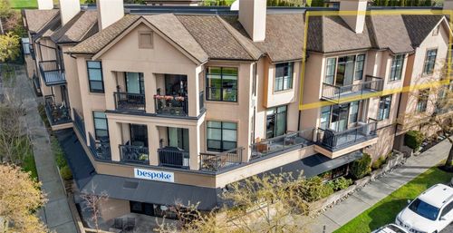 unit-303-5000 30th Ave Ne, Seattle, WA, 98105-3158 | Card Image