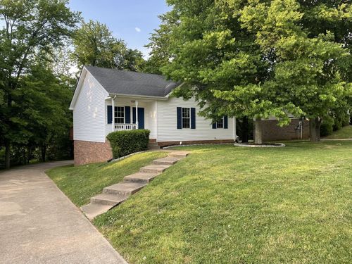 3251 N Senseney Cir, Clarksville, TN, 37042-4697 | Card Image