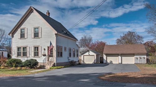 30 Fairview St, Keene, NH, 03431-2323 | Card Image