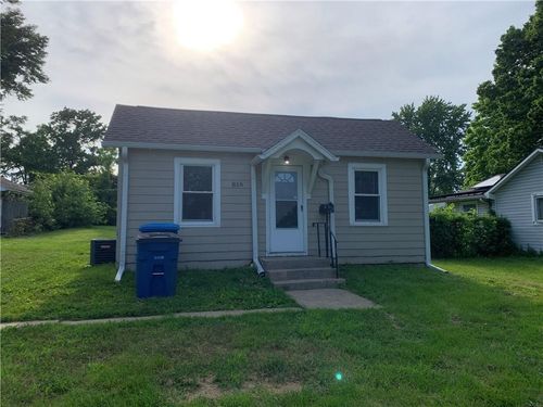 816 S Logan Ave, Independence, MO, 64050-4609 | Card Image
