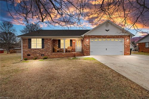 155 Sundial Dr, Lexington, NC, 27295-1017 | Card Image