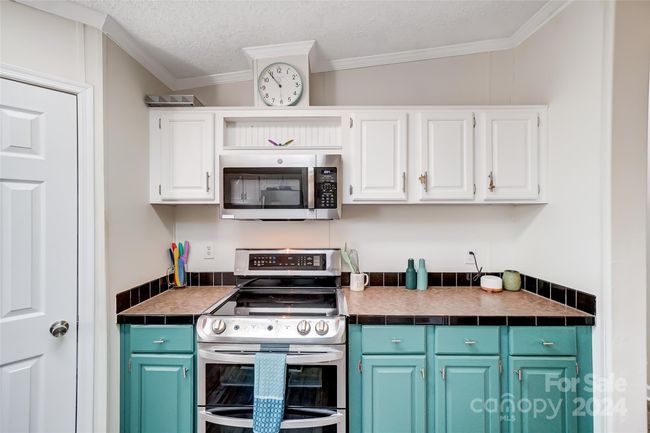 11015 Broken Pebble Ln, House other with 3 bedrooms, 2 bathrooms and null parking in Charlotte NC | Image 15