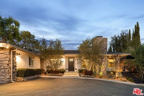 5117 Lubao Ave, Woodland Hills, CA, 91364-3510 | Card Image