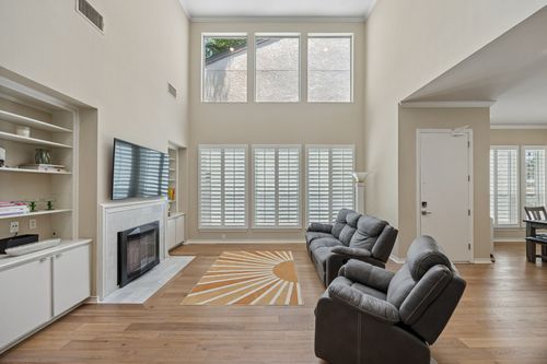 6353 Southpoint Dr, Dallas, TX, 75248-2107 | Card Image