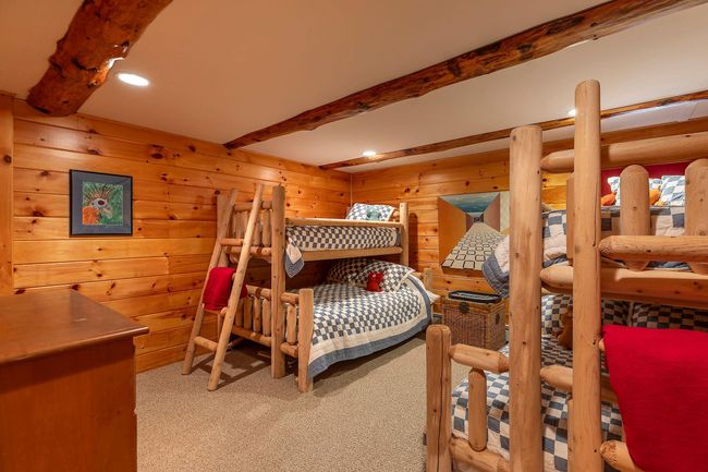 484 Route 12, House other with 4 bedrooms, 4 bathrooms and null parking in Hartland VT | Image 40