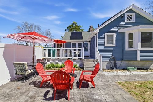 6 Birch St, Wareham, MA, 02571-2303 | Card Image