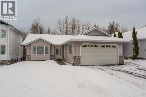 4311 Foster Rd, Prince George, BC, V2N5H7 | Card Image