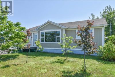 164 1 St St, House other with 3 bedrooms, 1 bathrooms and null parking in Shippagan NB | Image 2