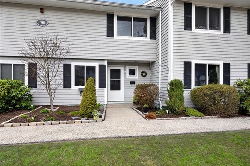 f-18 Beals Cove Road, Hingham, MA, 02043 | Card Image