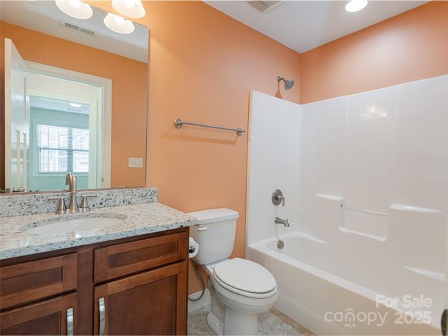 Upper Level Guest bathroom | Image 31