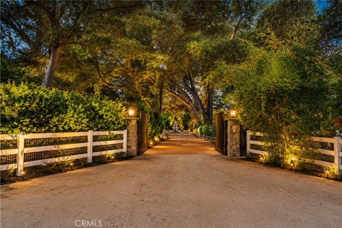 27821 Sand Canyon Rd, Canyon Country, CA, 91387 | Card Image
