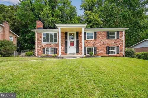 13711 Gilbert Rd, WOODBRIDGE, VA, 22193-2503 | Card Image