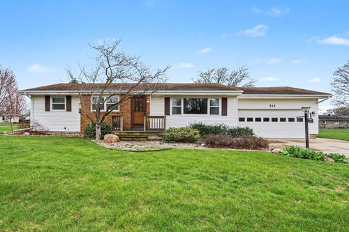 713 Wilshire Dr, Sturgis, MI, 49091-8820 | Card Image