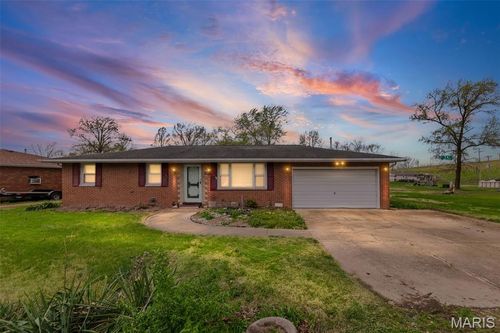 1374 Saint Thomas Rd, Granite City, IL, 62040-7046 | Card Image