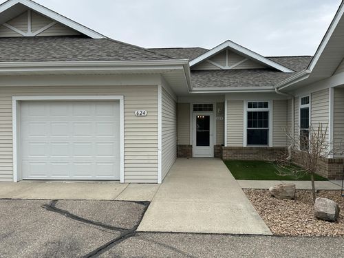 624 N Shore Dr, Detroit Lakes, MN, 56501-4500 | Card Image
