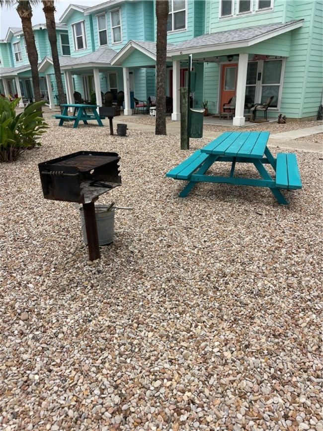 502 - 2120 S 11 Th St, Townhouse with 3 bedrooms, 3 bathrooms and null parking in Port Aransas TX | Image 5