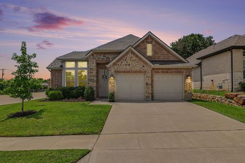 9320 Western Ridge Trl, North Richland Hills, TX, 76182-2016 | Card Image