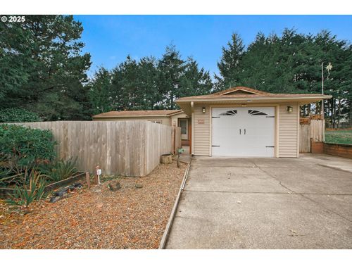 1410 Sw Forest Pkwy, Waldport, OR, 97394-9719 | Card Image