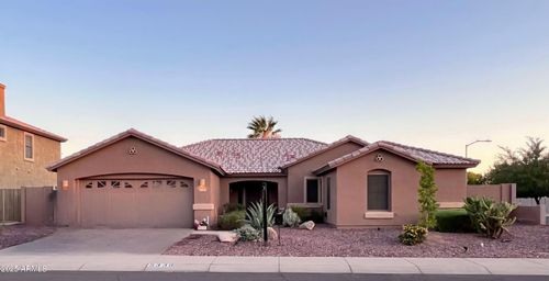 5339 W Kaler Cir, Glendale, AZ, 85301-8637 | Card Image