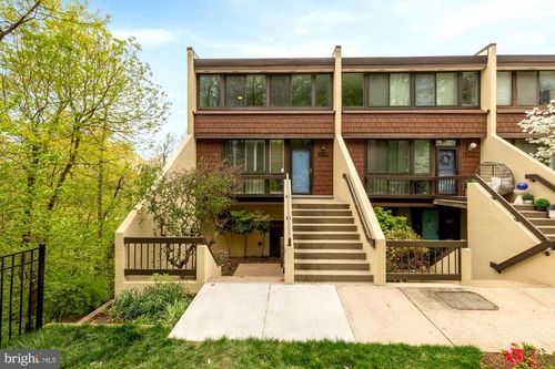 2-2328 S Quincy St, ARLINGTON, VA, 22204-5440 | Card Image