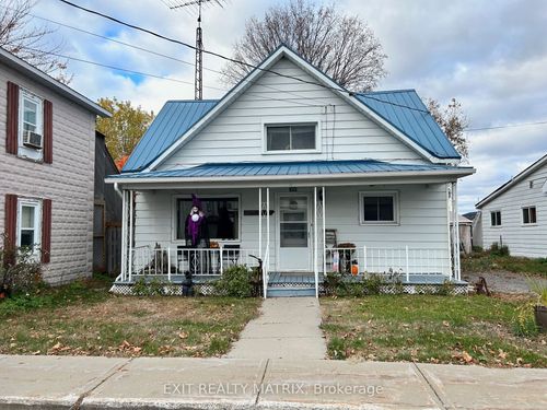 376 Telegraph Rd, Alfred, ON, K0B1A0 | Card Image