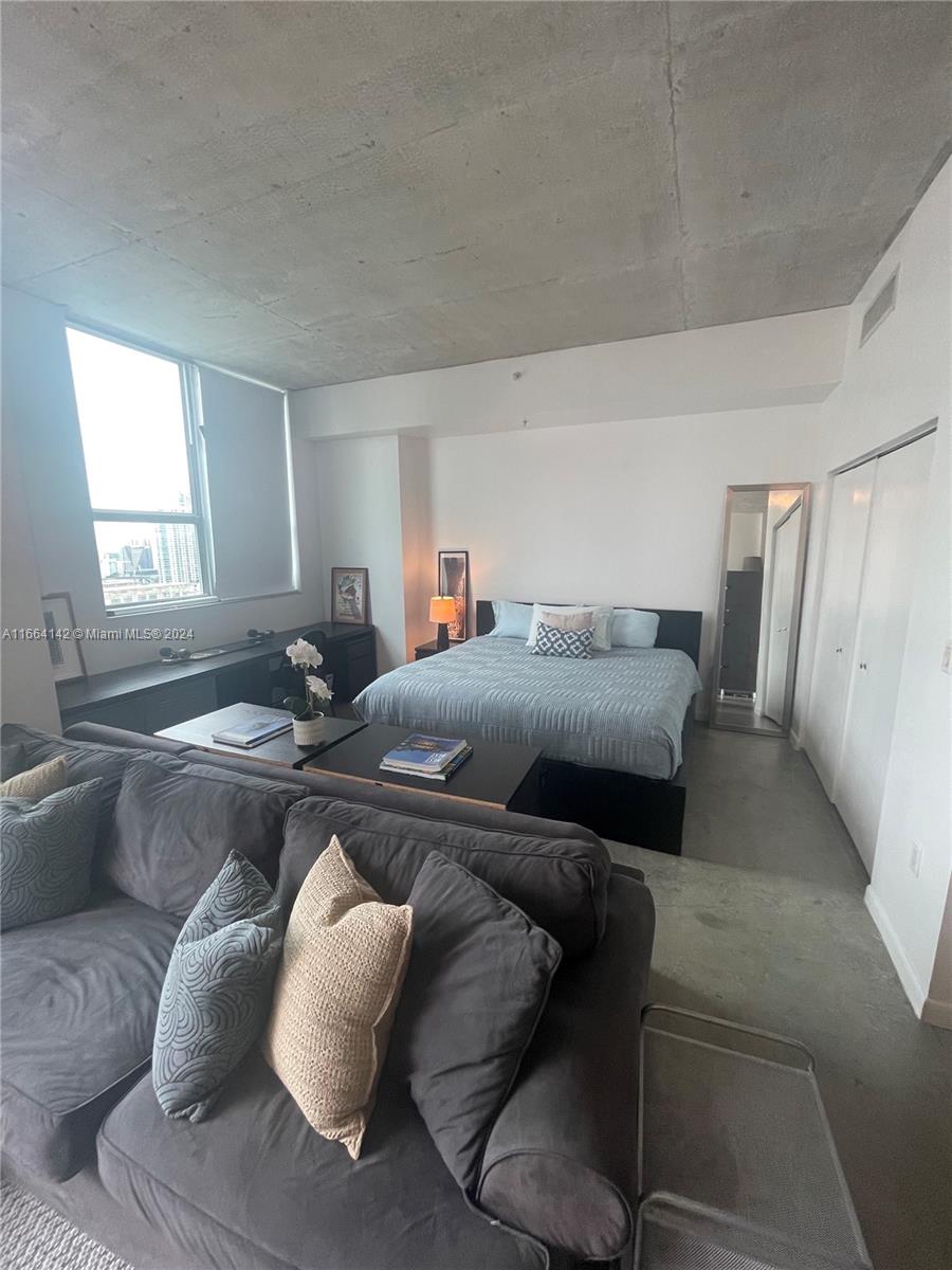 2604 133 Ne 2nd Ave, For Sale in Miami Zoocasa