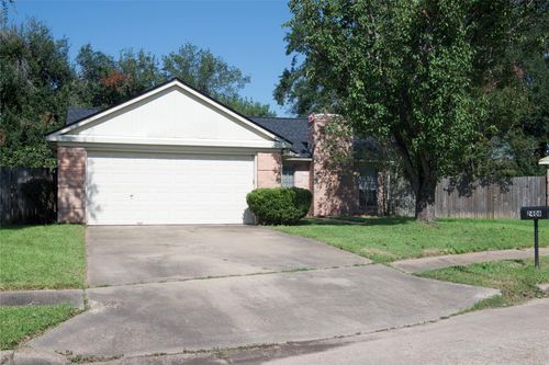 2406 Old Fort Rd, Sugar Land, TX, 77479-1701 | Card Image