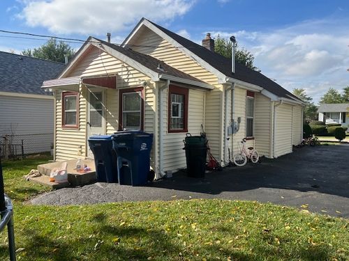 1917 Honore Ave, North Chicago, IL, 60064-2413 | Card Image