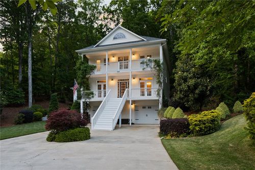 1104 Chickasaw Dr, Westminster, SC, 29693-6414 | Card Image