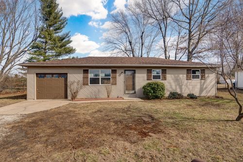 318 S Meadowlark St, Fair Grove, MO, 65648-8403 | Card Image