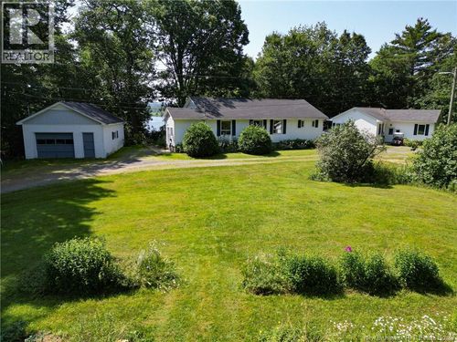 20 Nicholson Lane, Douglas, NB, E3G7M1 | Card Image