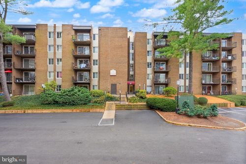 306-60 S Van Dorn St, ALEXANDRIA, VA, 22304-4247 | Card Image