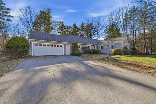 6 Mill Rd, Kingston, NH, 03848-3430 | Card Image