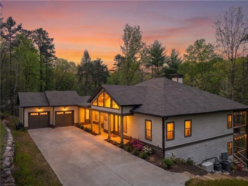 245 Bear Paw Trl, Blue Ridge, GA, 30513-6366 | Card Image