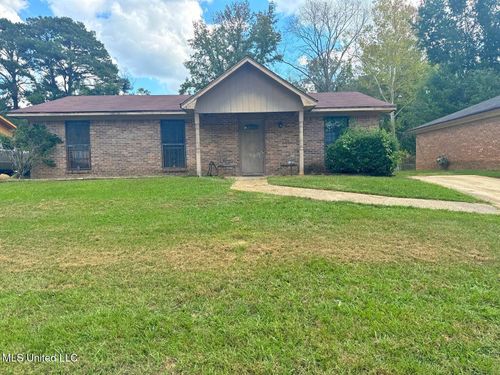 1720 Brookhollow Circle, Jackson, MS, 39212 | Card Image