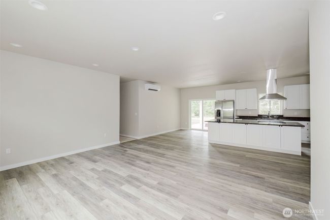 300 E Wild Grape Way, House other with 4 bedrooms, 3 bathrooms and null parking in Grapeview WA | Image 7