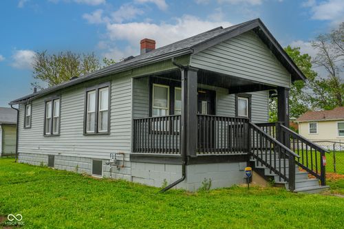 1423 Fountain St, Anderson, IN, 46016-3130 | Card Image