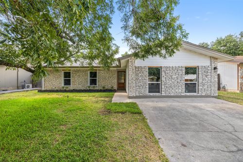 1111 Spearson Ln, Austin, TX, 78745-3781 | Card Image