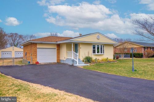 62 Darl Cir, COLONIAL BEACH, VA, 22443-4731 | Card Image