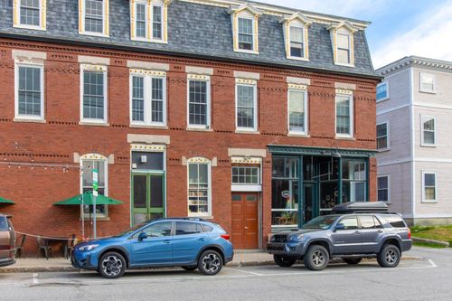 5-282 Central Avenue, Dover, NH, 03820-4179 | Card Image