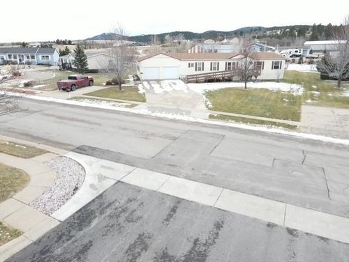  Roughlock Ln, Spearfish, SD, 57783-8617 | Card Image