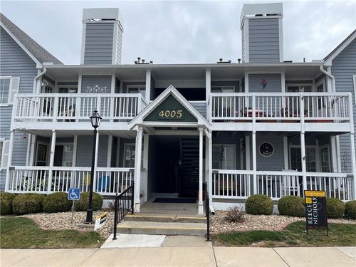 apt-10-4005 S Crysler Ave, Independence, MO, 64055-4482 | Card Image