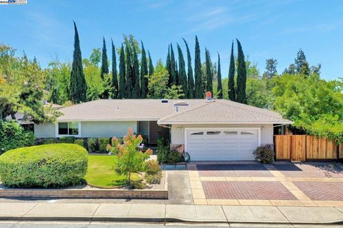 41025 Pajaro Dr, Fremont, CA, 94539-4433 | Card Image
