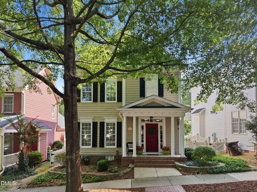 124 Tharrington Dr, Chapel Hill, NC, 27516-4419 | Card Image