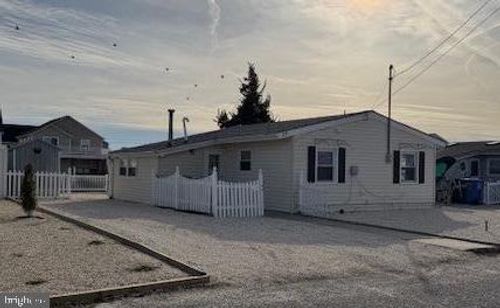 29 W Brig Dr, LITTLE EGG HARBOR TWP, NJ, 08087-1618 | Card Image