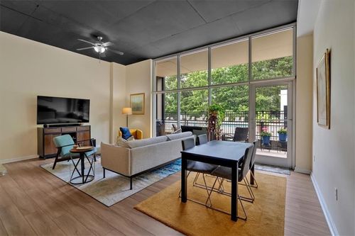 unit-112-3400 Malone Dr, Chamblee, GA, 30341-2706 | Card Image