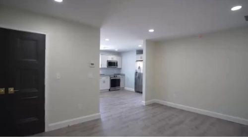 2-1047 County St, Somerset, MA, 02726-5154 | Card Image
