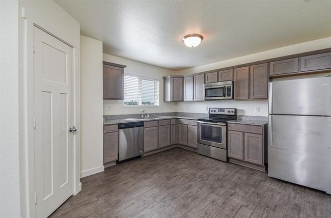 BLDG-13D - 21155 Gosling Rd, Home with 3 bedrooms, 3 bathrooms and 1 parking in Spring TX | Image 4